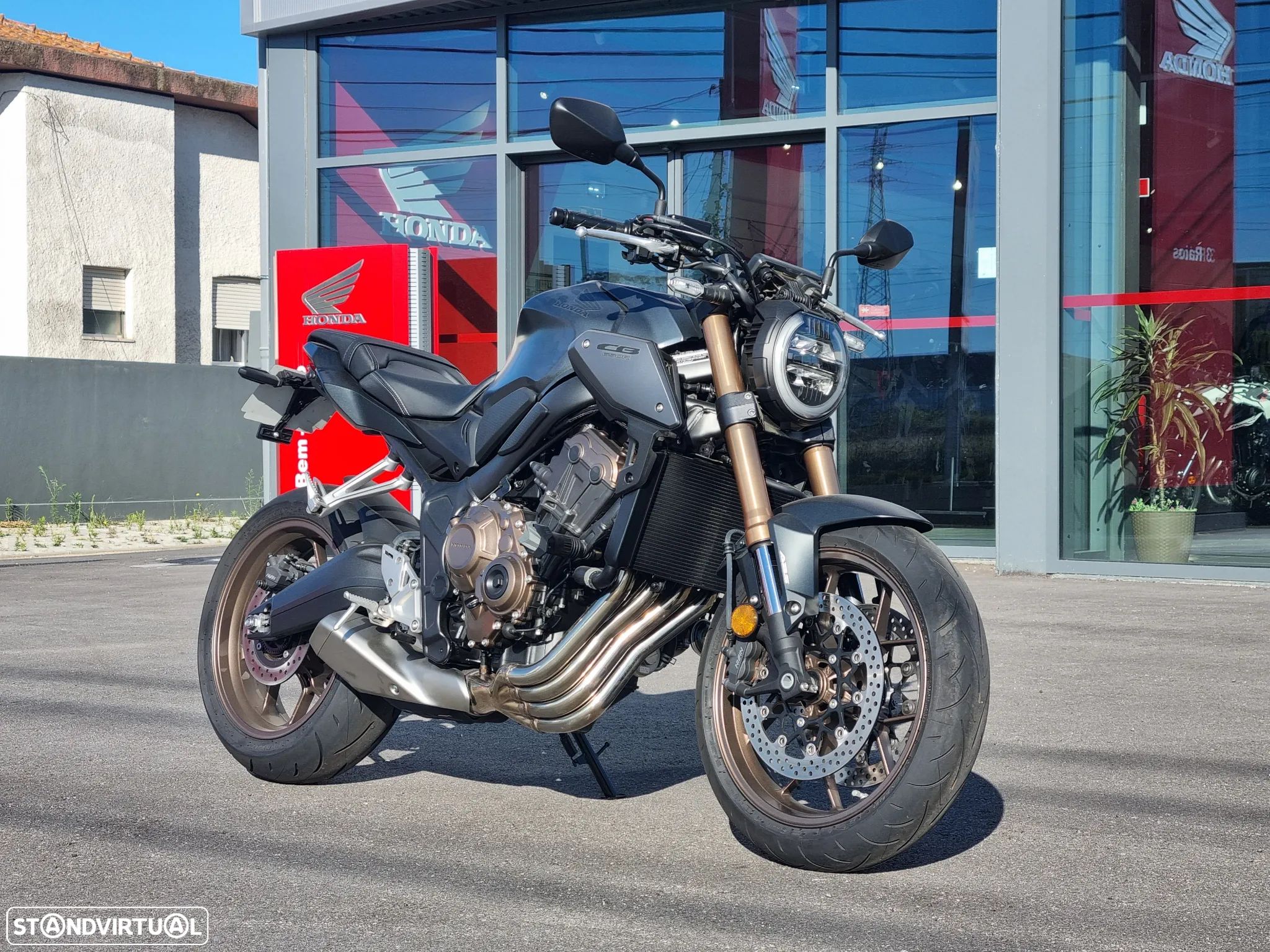 Honda CB 650R - 1