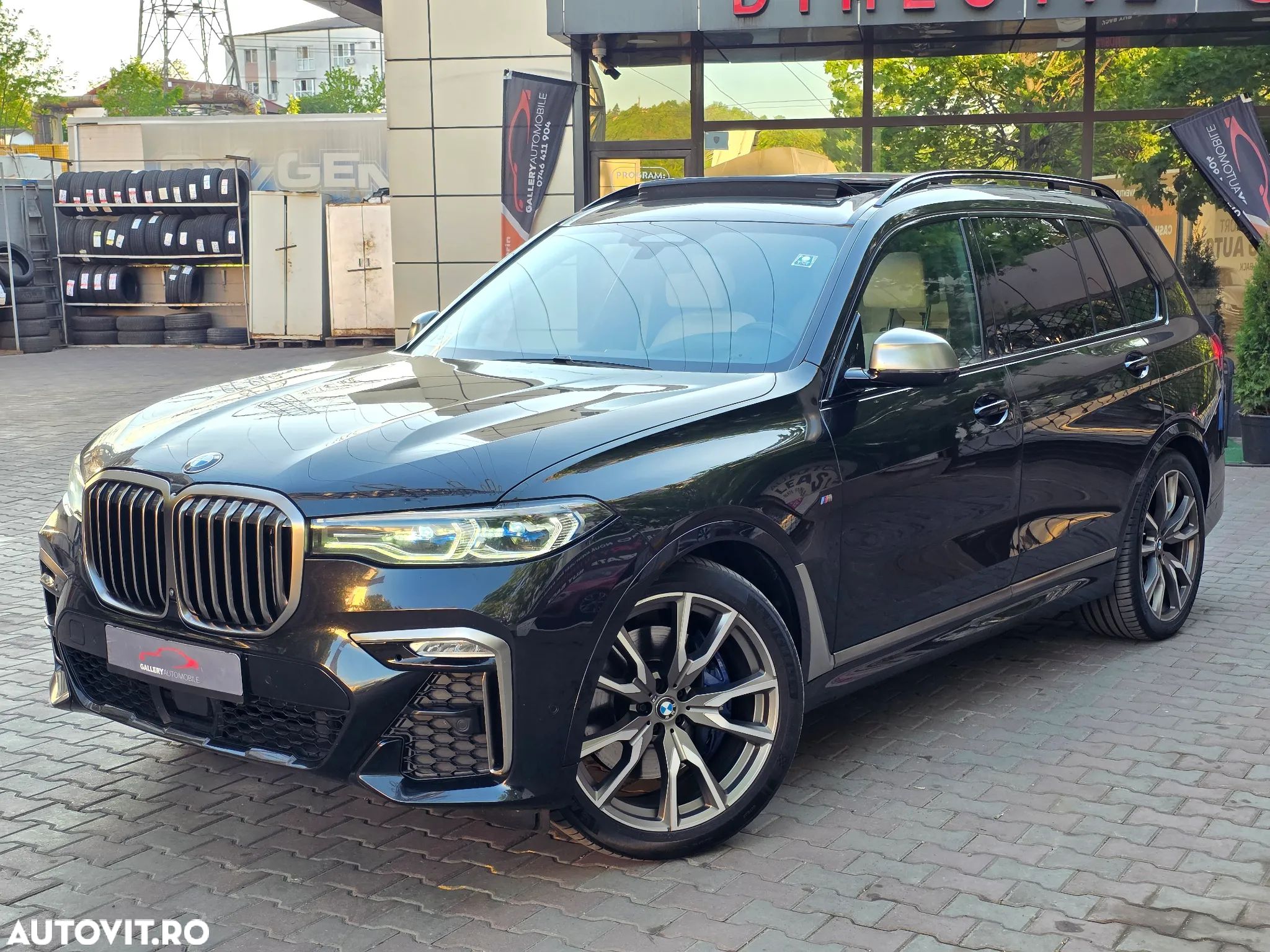 BMW X7 M50d - 1