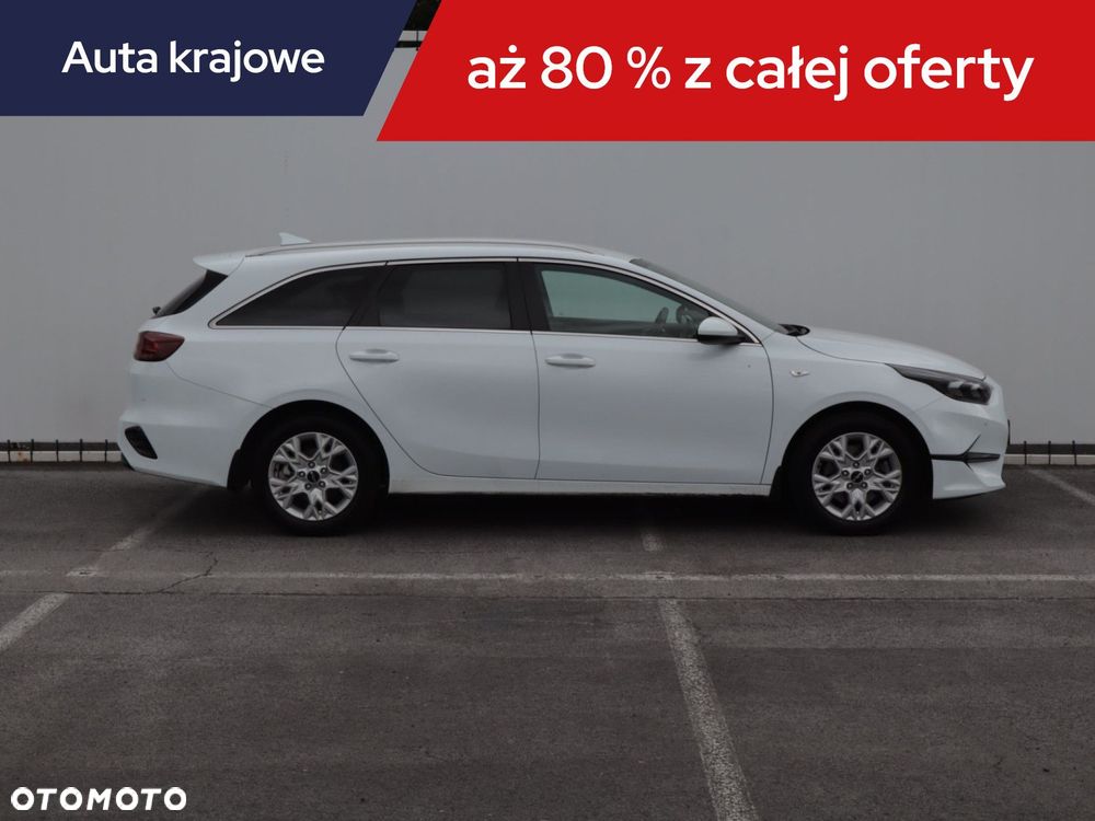 Kia Ceed - 8