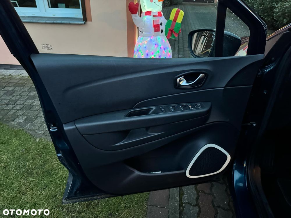 Renault Captur - 21