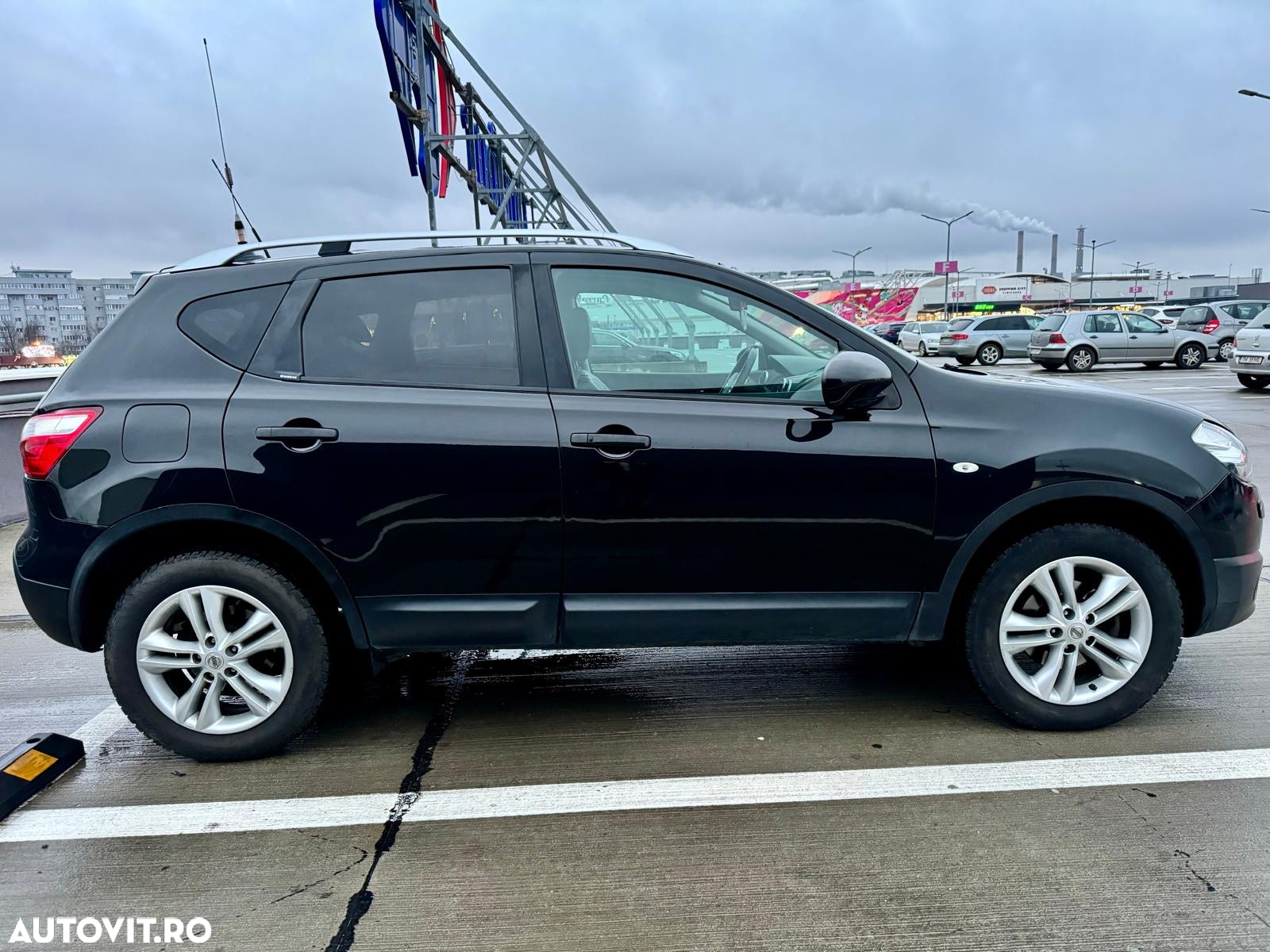 Nissan Qashqai - 12