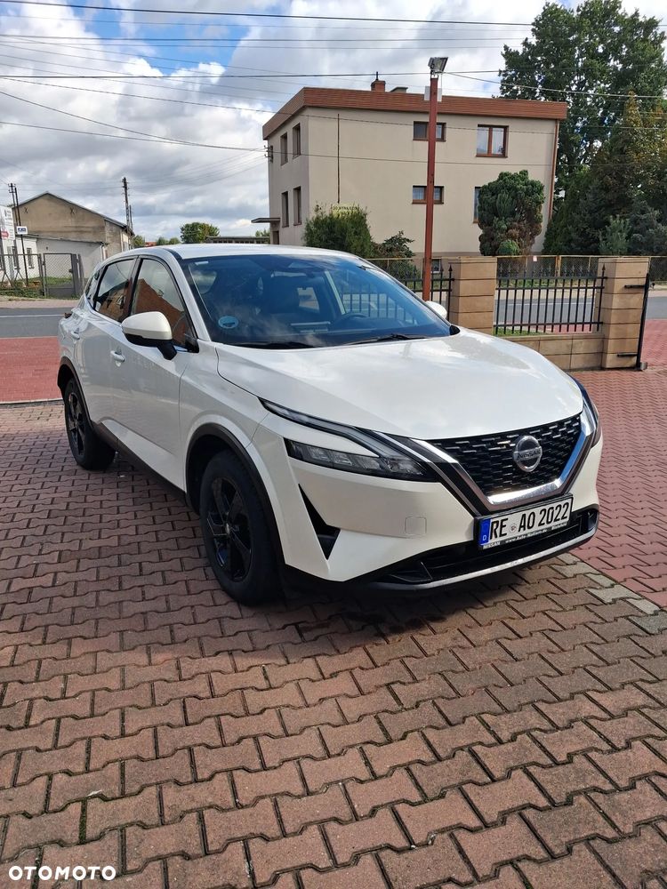 Nissan Qashqai - 1