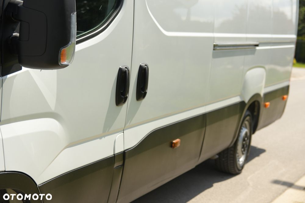 Iveco DAILY/MROZNIA/CHLODNIA/THERMO KING/3.0 /L4H2 - 13