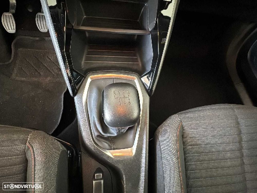 Peugeot 2008 1.2 PureTech Active Pack - 15