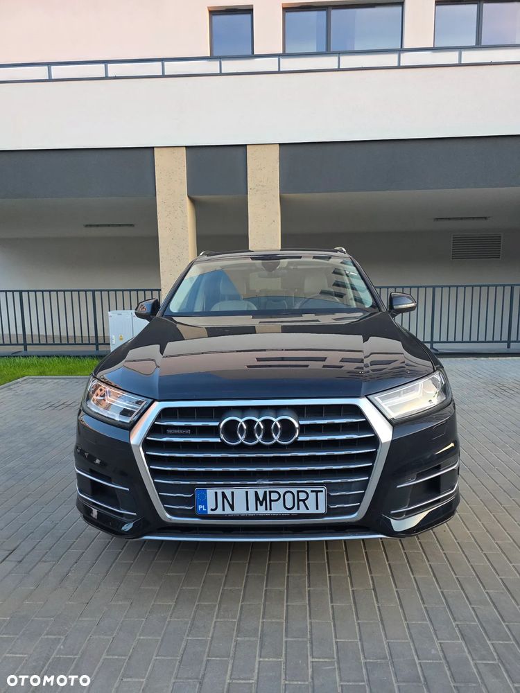 Audi Q7 - 2