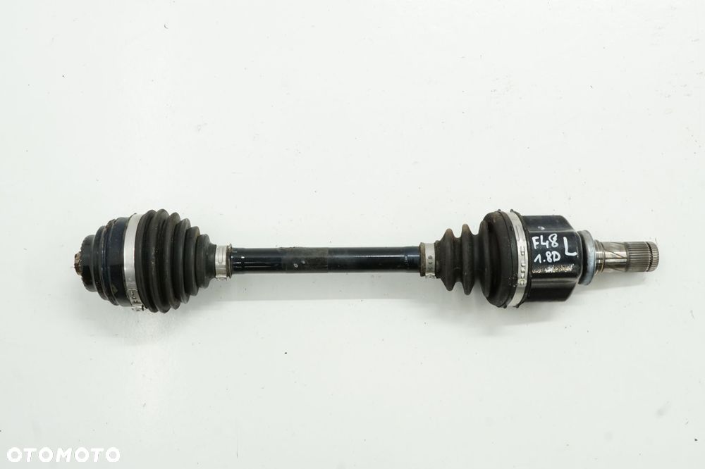 BMW X1 F48 16R PÓŁOŚ LEWY PRZÓD PRZEDNIA 2.0D 8643367