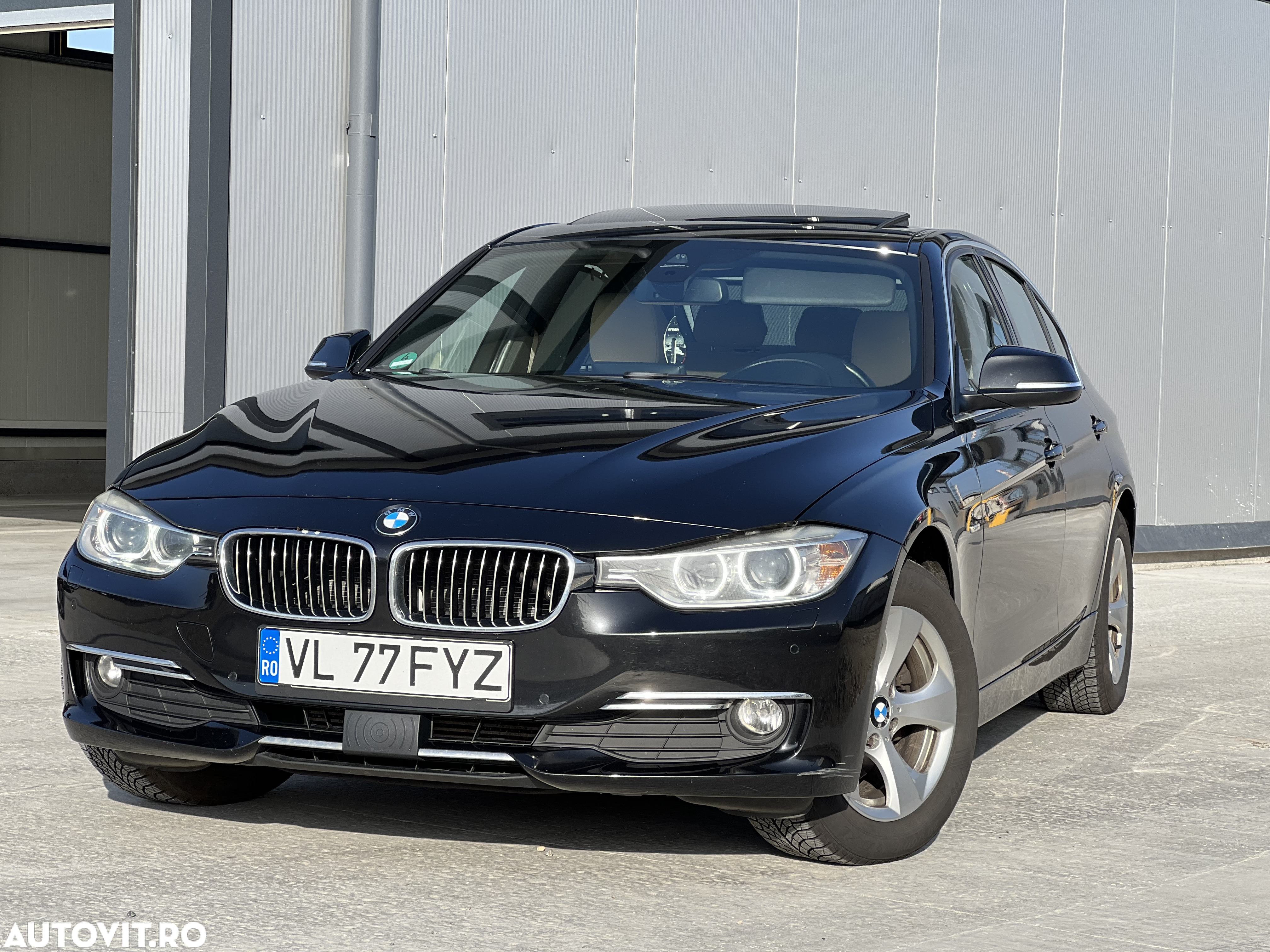 BMW Seria 3 320d Aut. Luxury Line - 2