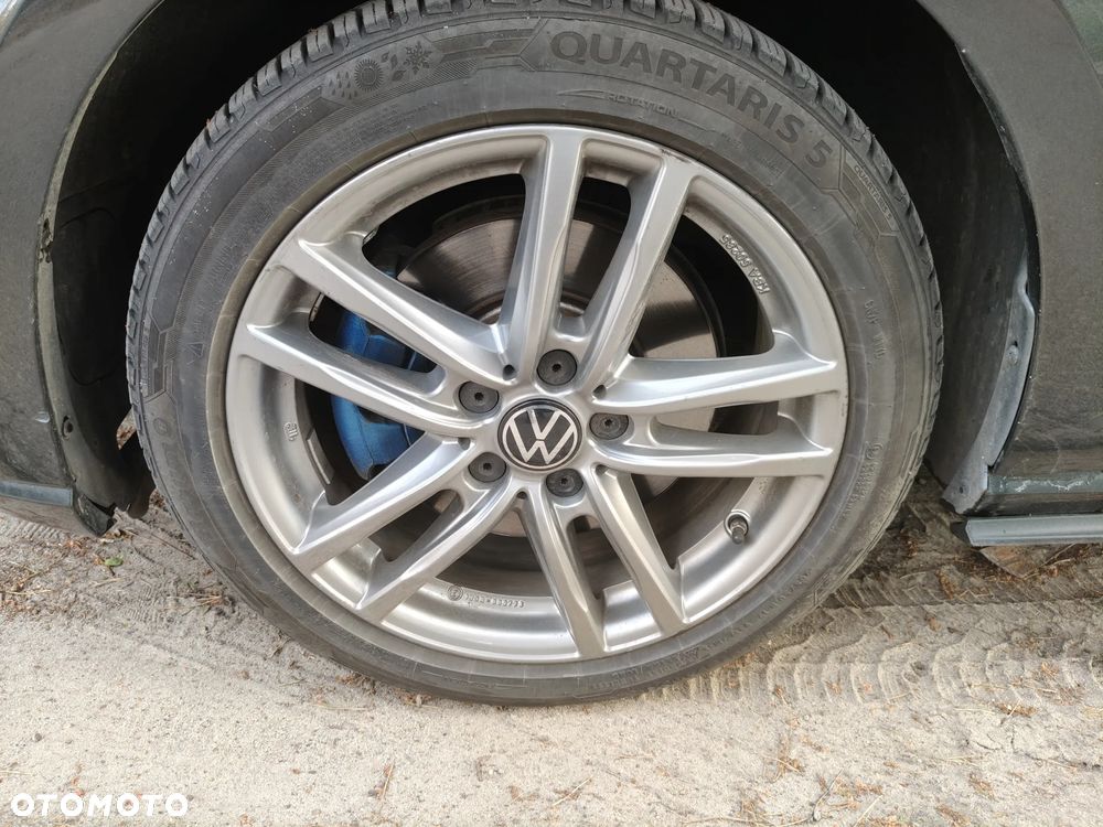 Volkswagen Golf - 19