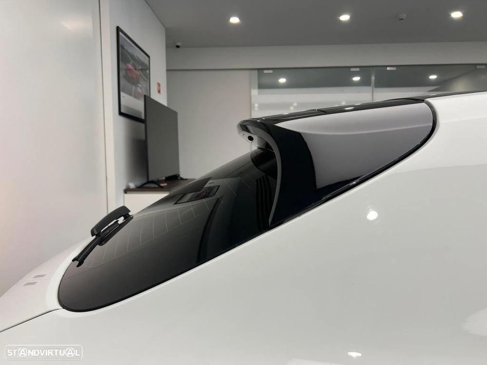 Porsche Panamera Sport Turismo 4 E-Hybrid - 11