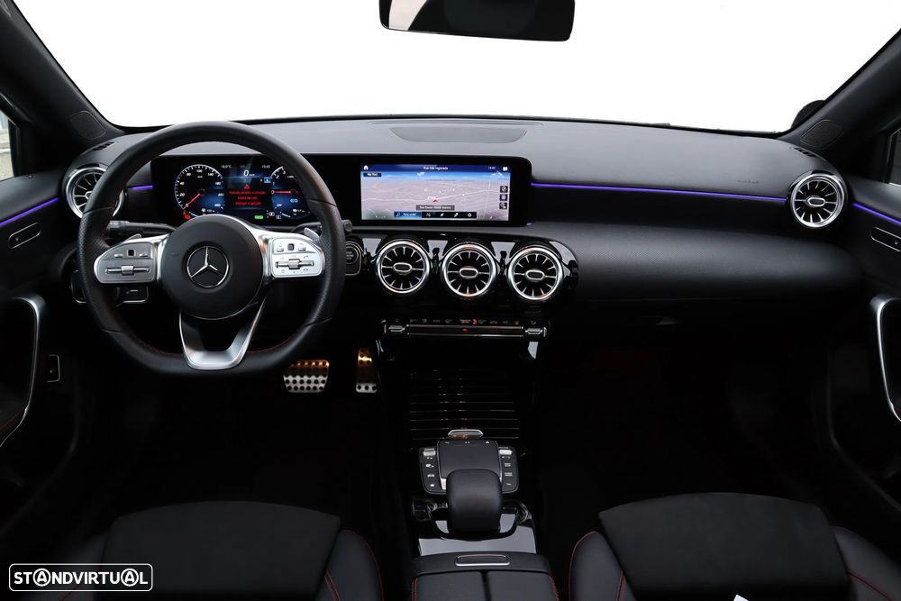 Mercedes-Benz A 250 Limousine e 8G-DCT AMG Line - 12