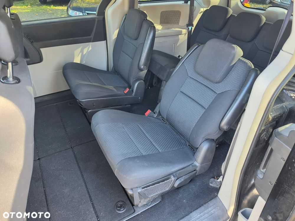 Chrysler Grand Voyager 2.8 CRD Touring - 16