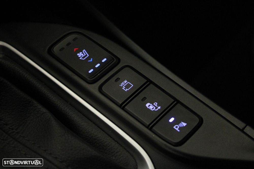 Hyundai Santa Fe 2.2 CRDi Premium Aut. - 26