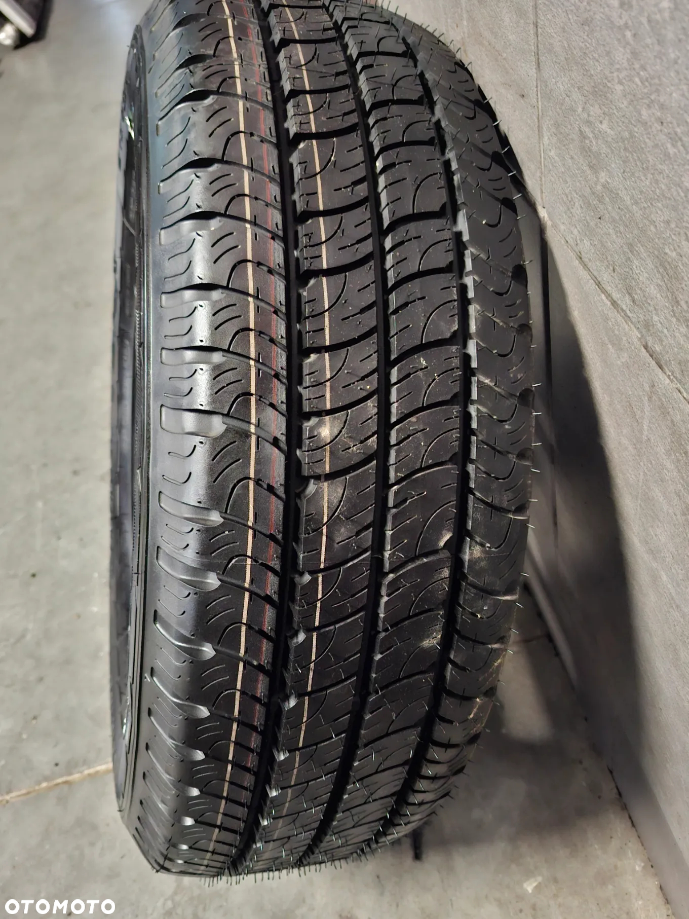 Koło zapasowe Renault Trafic III Goodyear Marathon 215/65 R 16C  jak nowe nieużywane 2016 rok - 2