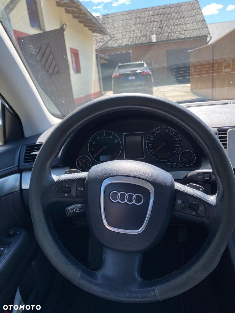 Audi A4 Limousine 2.0T FSI Quattro Tiptr - 7