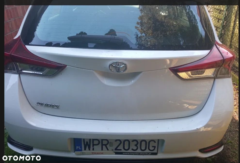 Toyota Auris - 11