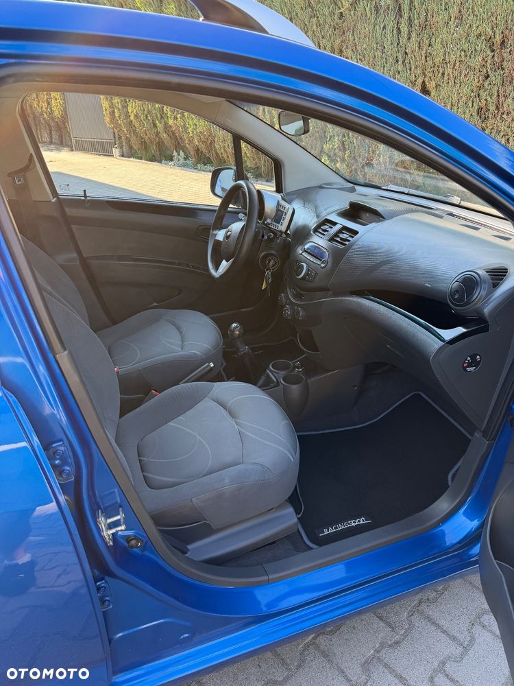 Chevrolet Spark - 16