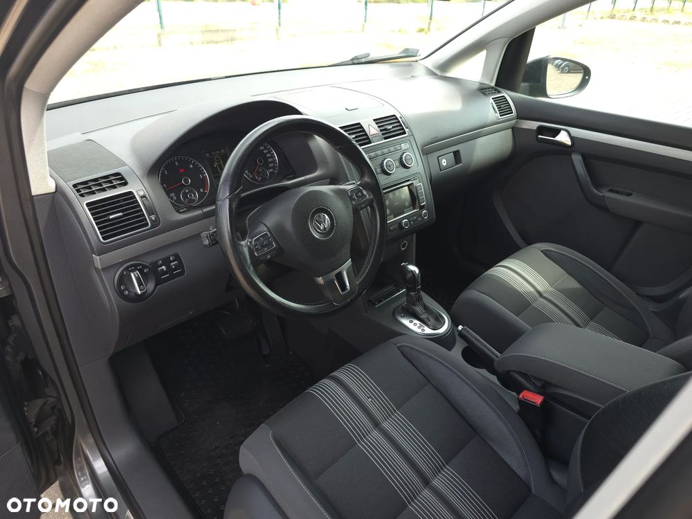 Volkswagen Touran 1.6 TDI DPF BlueMotion Technology DSG MATCH - 20