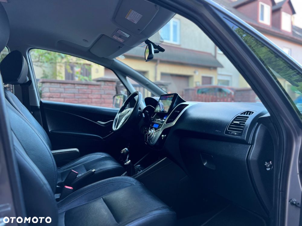 Hyundai ix20 1.4 Premium - 25