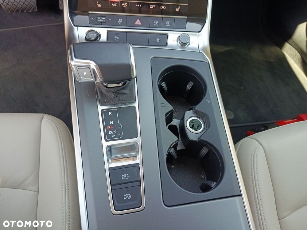 Audi A6 Avant - 21