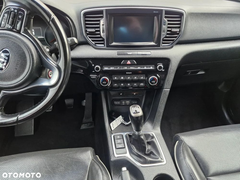 Kia Sportage 1.7 CRDI 2WD Spirit - 24