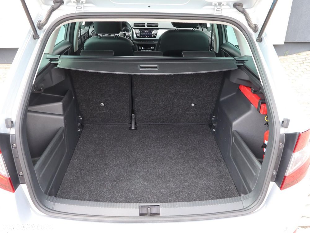 Skoda Fabia 1.0 TSI Ambition - 8