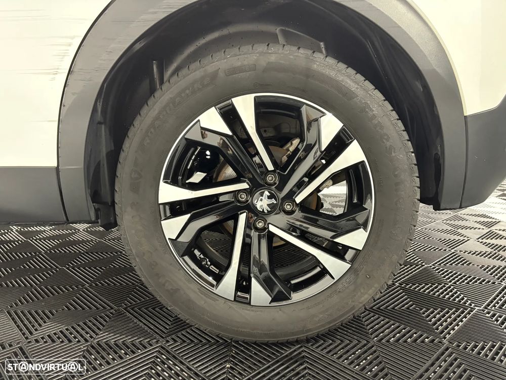 Peugeot 2008 PureTech 130 EAT8 Allure - 20