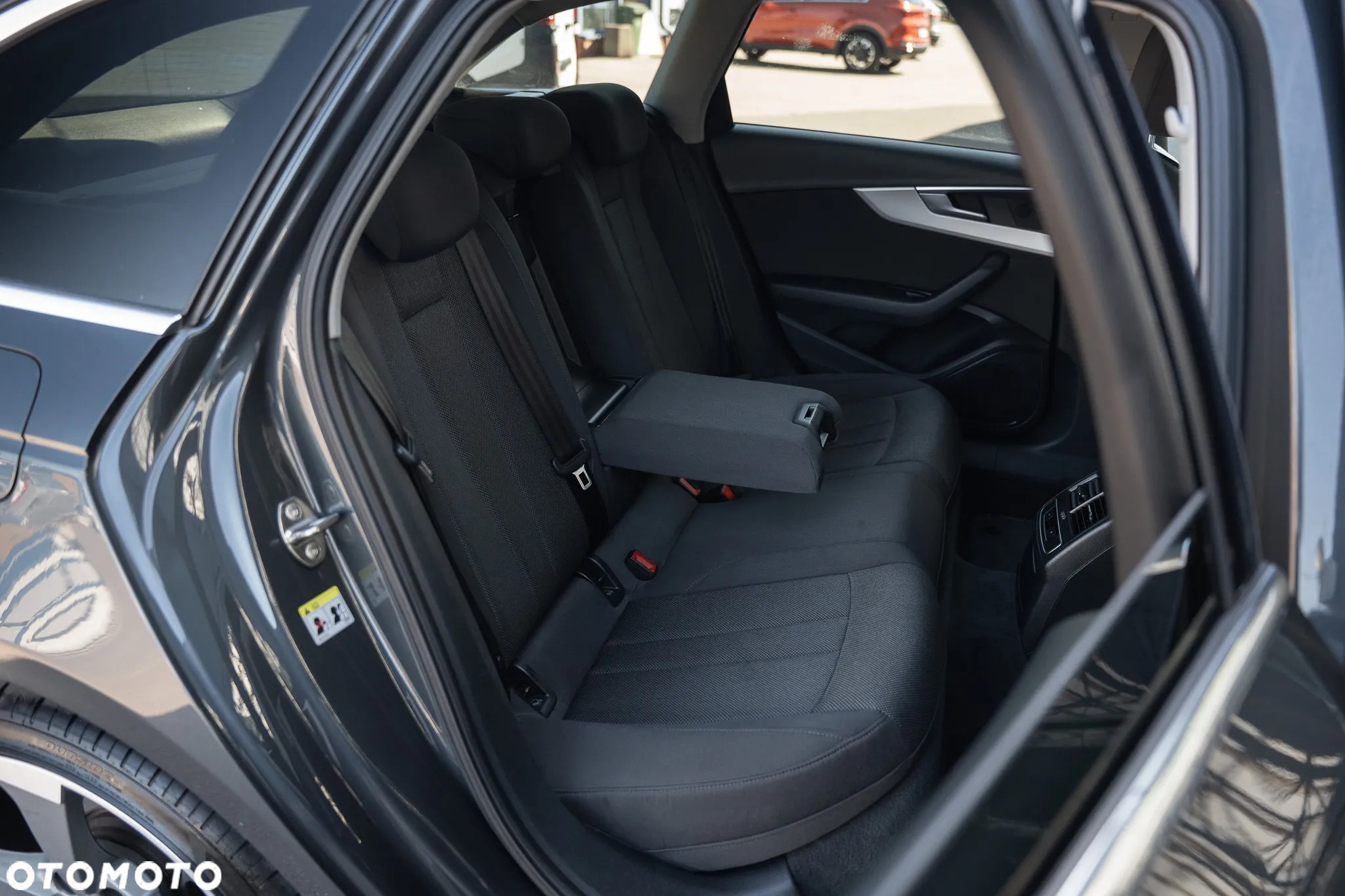 Audi A4 Avant 35 TDI S tronic - 34