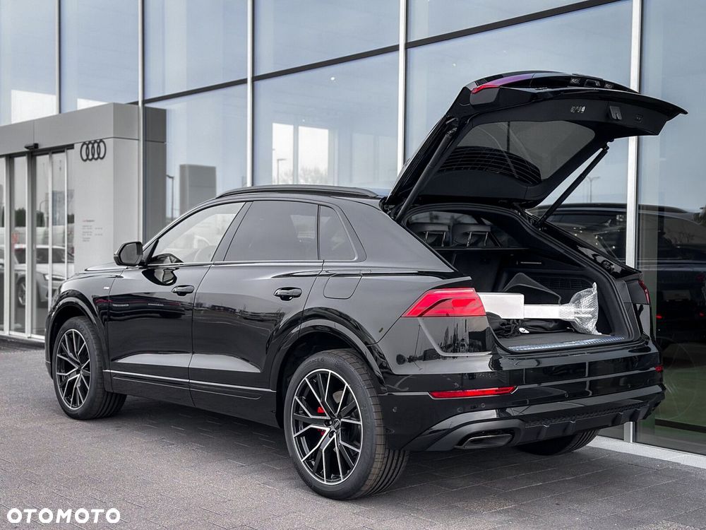 Audi Q8 - 7