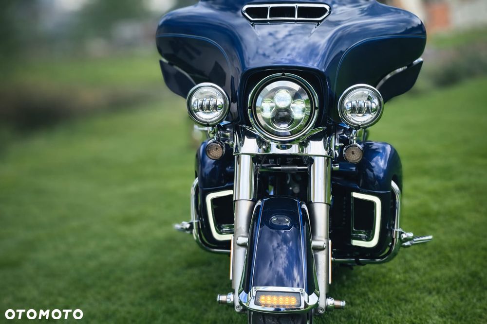 Harley-Davidson Touring Ultra Limited - 4