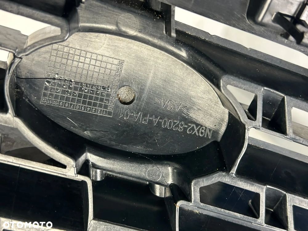 RANGE ROVER SPORT III L461 22- GRILL ATRAPA CHŁODNICY ZNACZEK ORYGINAŁ - 24