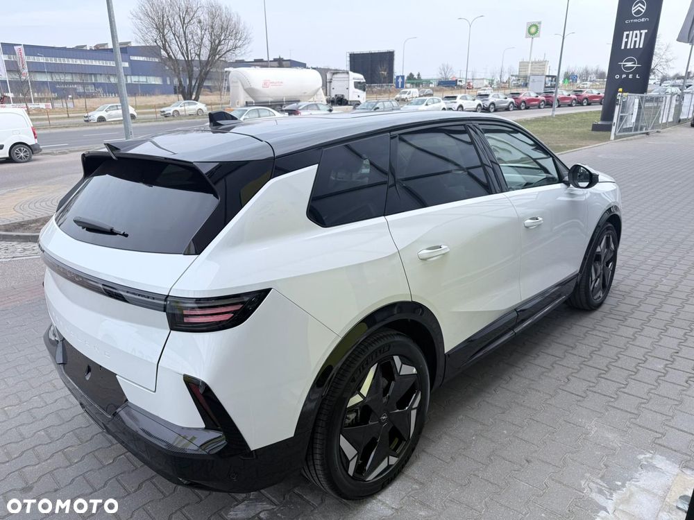 Opel Grandland 73kWh Standard Range Ultimate AWD - 3