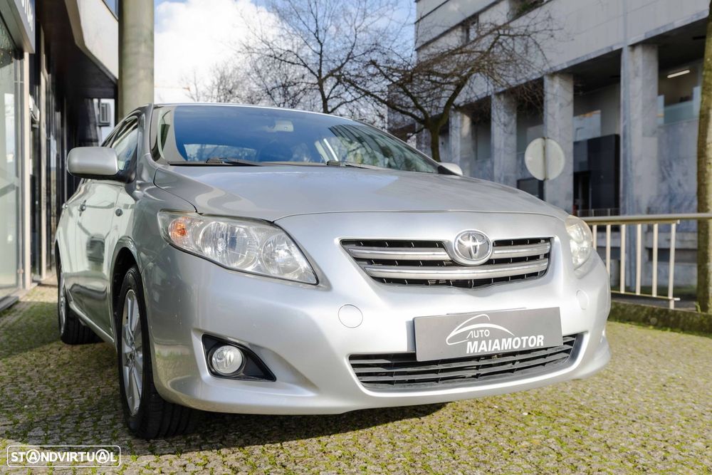 Toyota Corolla 1.4 D-4D Exclusive MM - 5