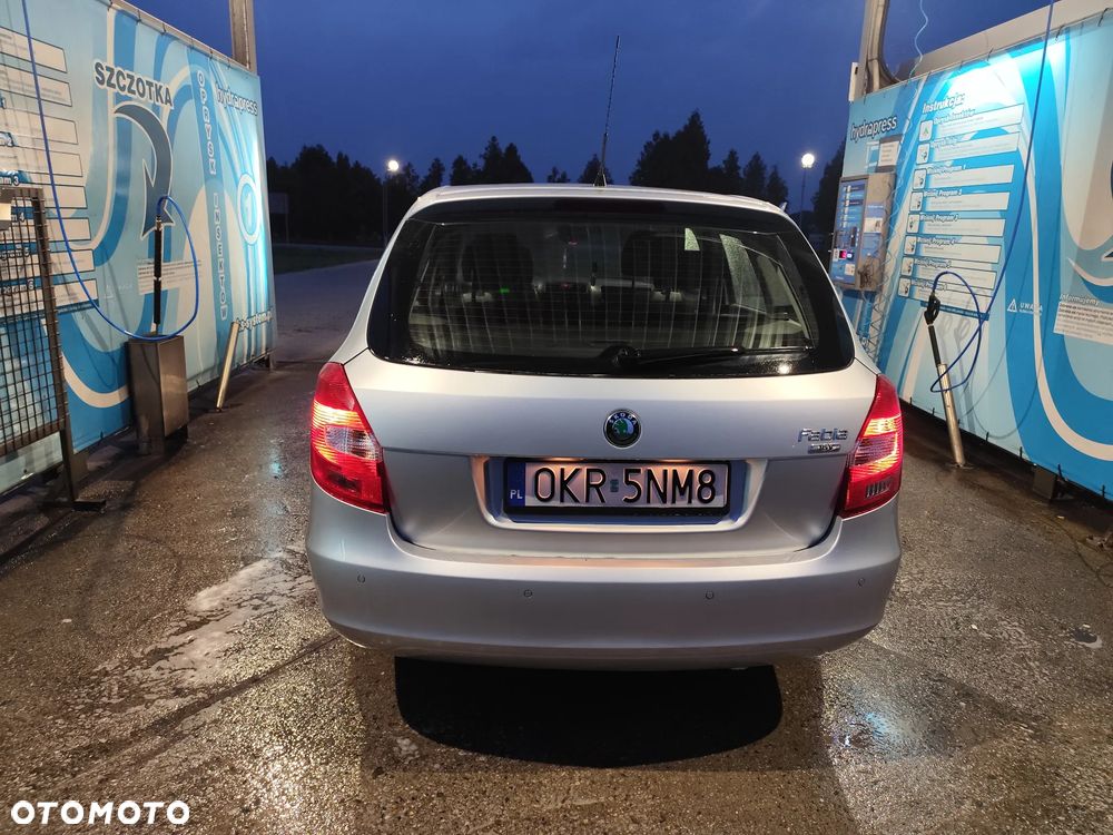 Skoda Fabia 1.4 16V Active - 6