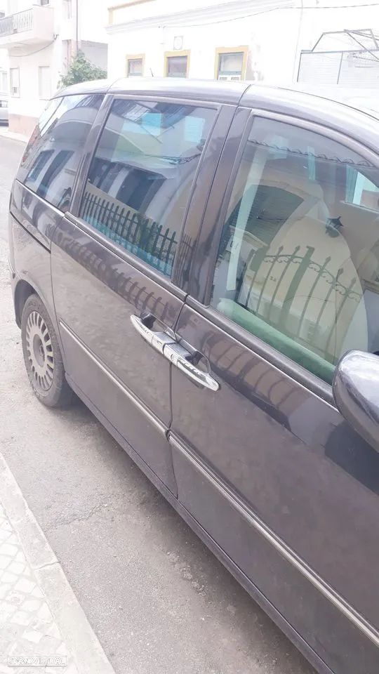 Lancia Phedra 2.2 JTD - 6
