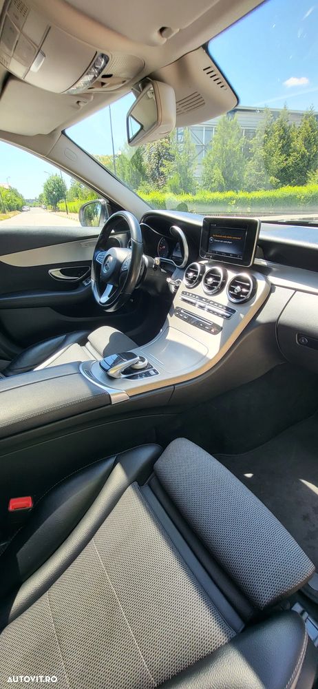 Mercedes-Benz C - 19