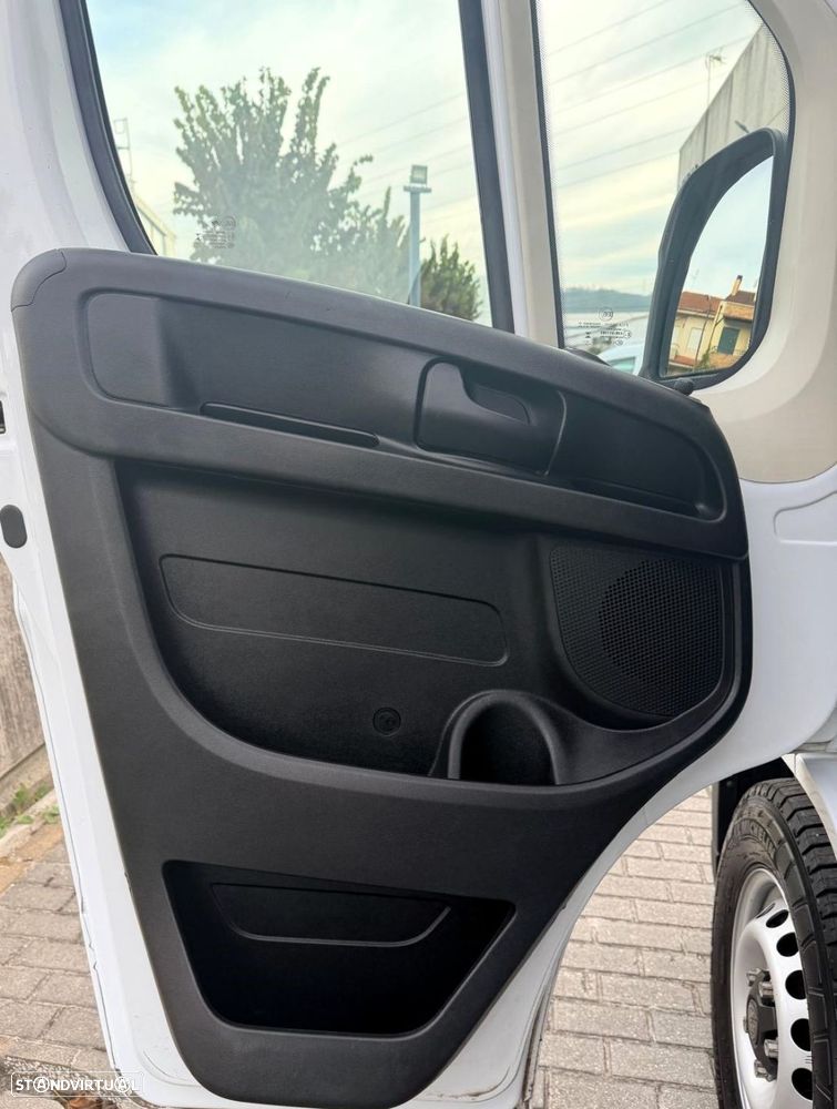 Peugeot Boxer 2.2 BlueHDi 435 L4H3 - 5