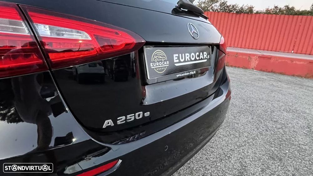 Mercedes-Benz A 250 e 8G-DCT Advanced Progressive - 12