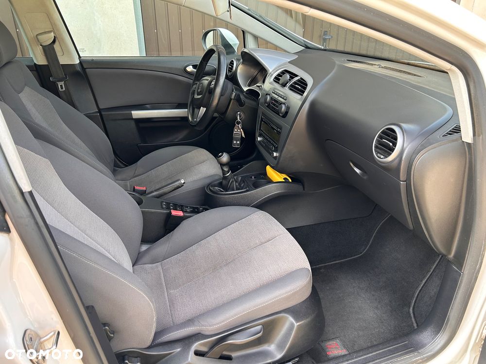 Seat Leon 1.6 TDI Style - 9