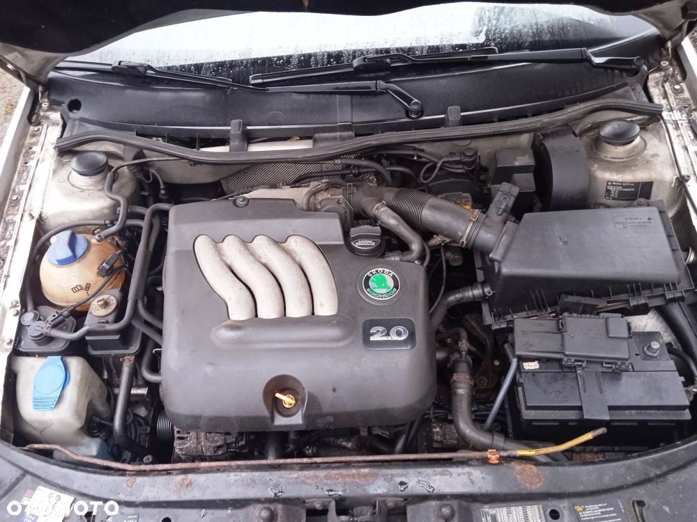 Na części Skoda Octavia kombi SLX 2.0 8V silnik AQY skrzynia EMR kolor 9102 - 12