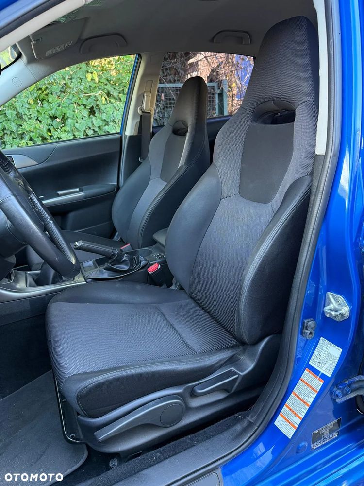 Subaru Impreza - 24