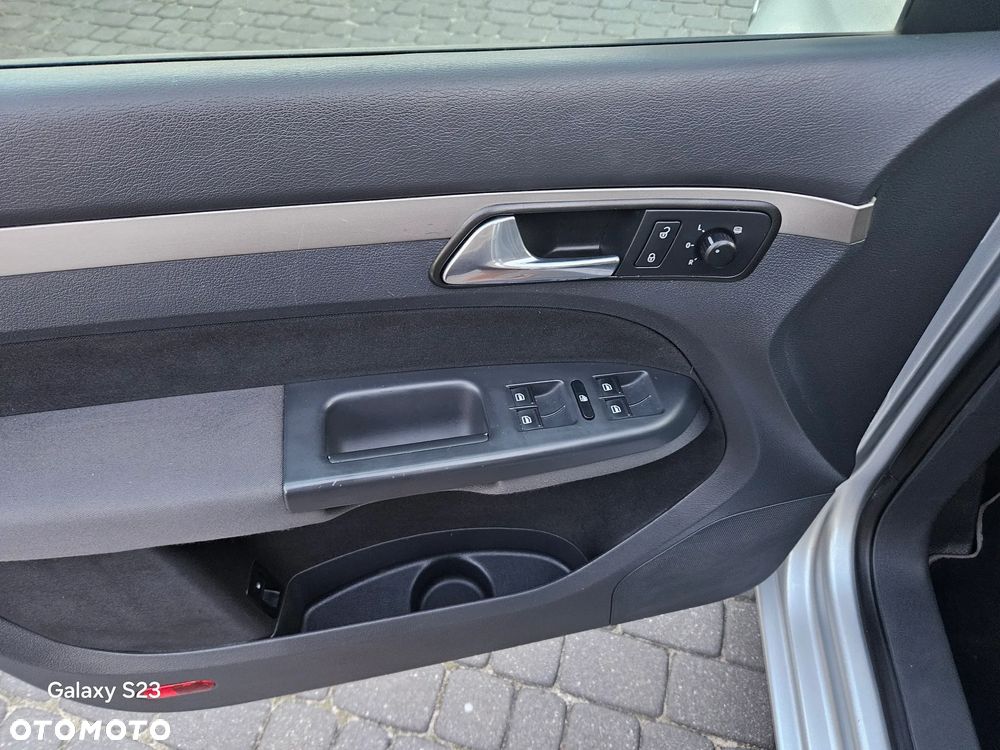 Volkswagen Touran 1.9 TDI DPF United - 14