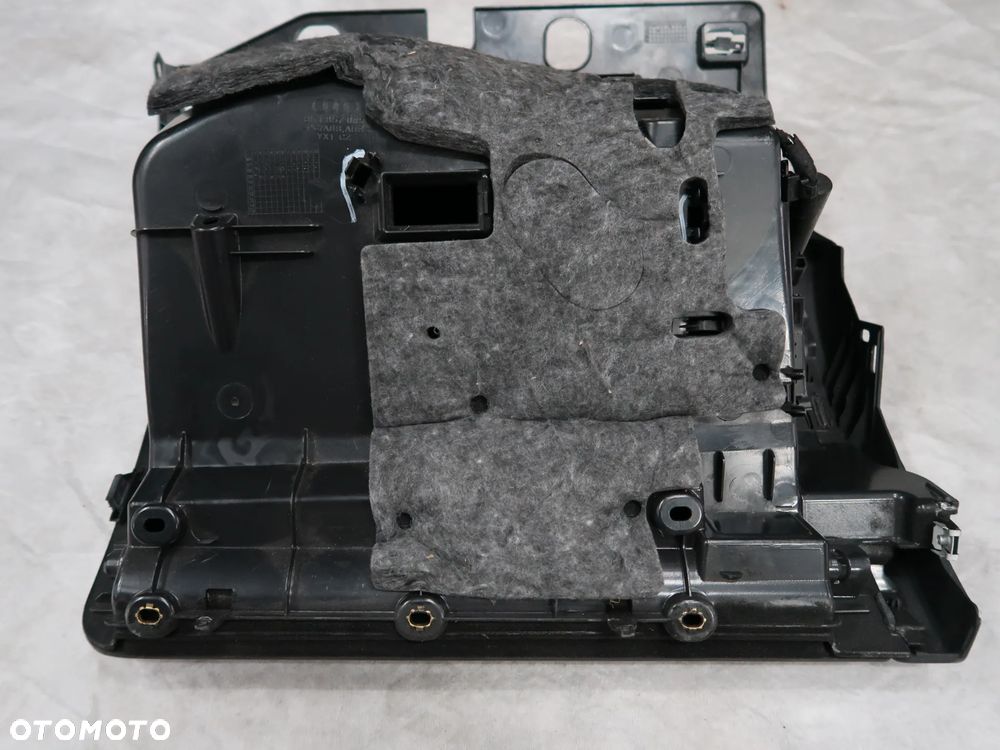 Schowek Audi A5 8K1857035 - 4