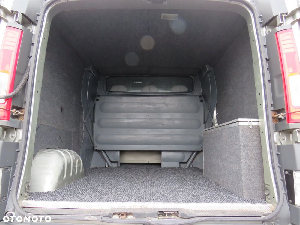 Opel Vivaro Long 2.5CDTI 145Ps *Brygadówka 6 osób*Automat* - 38