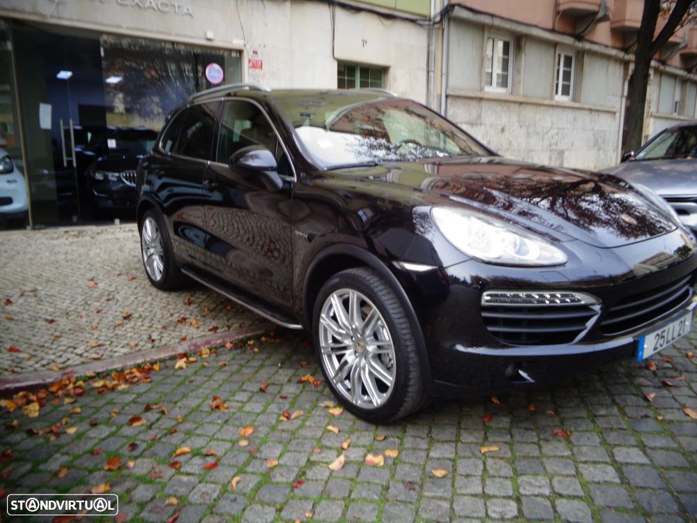 Porsche Cayenne S - 4