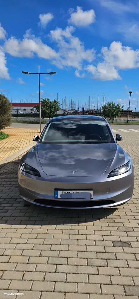 Tesla Model 3 Long Range Tração Traseira - 3