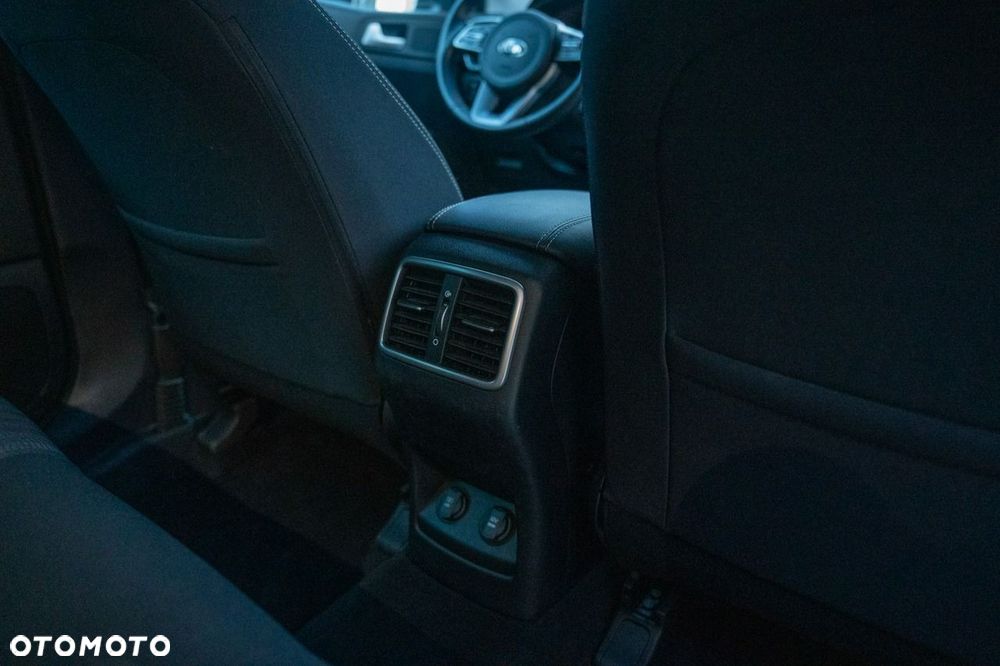 Kia Sportage 1.6 GDI Business Line 2WD - 35