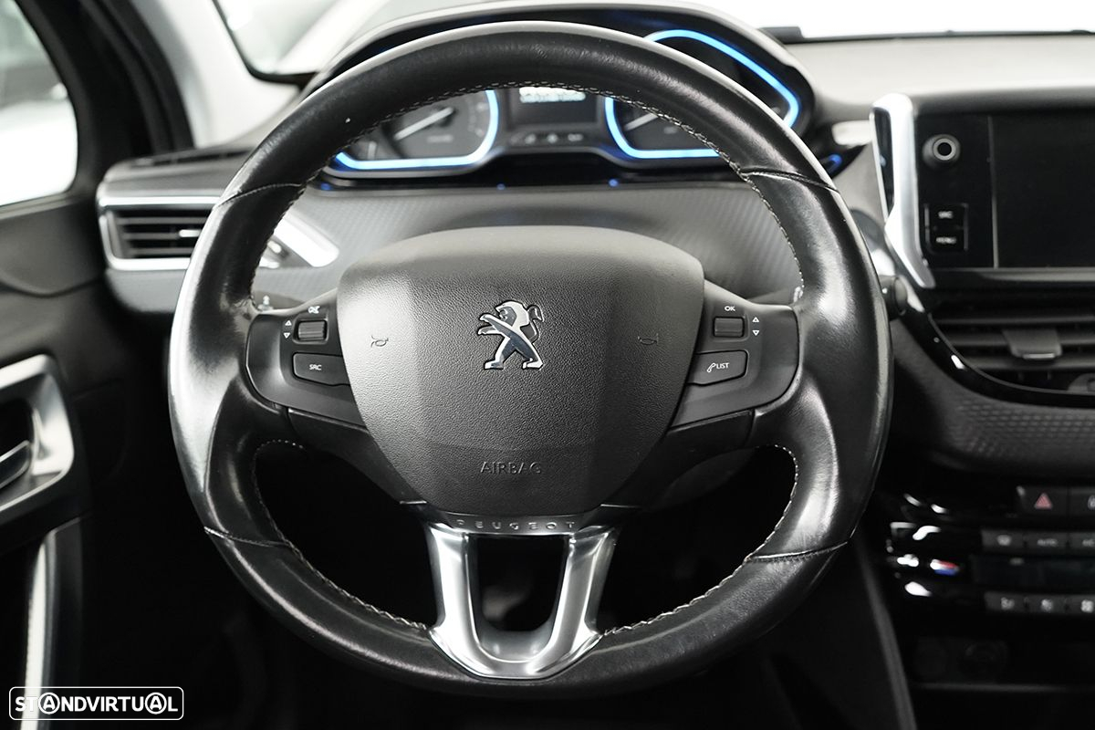 Peugeot 2008 1.2 PureTech Allure - 15