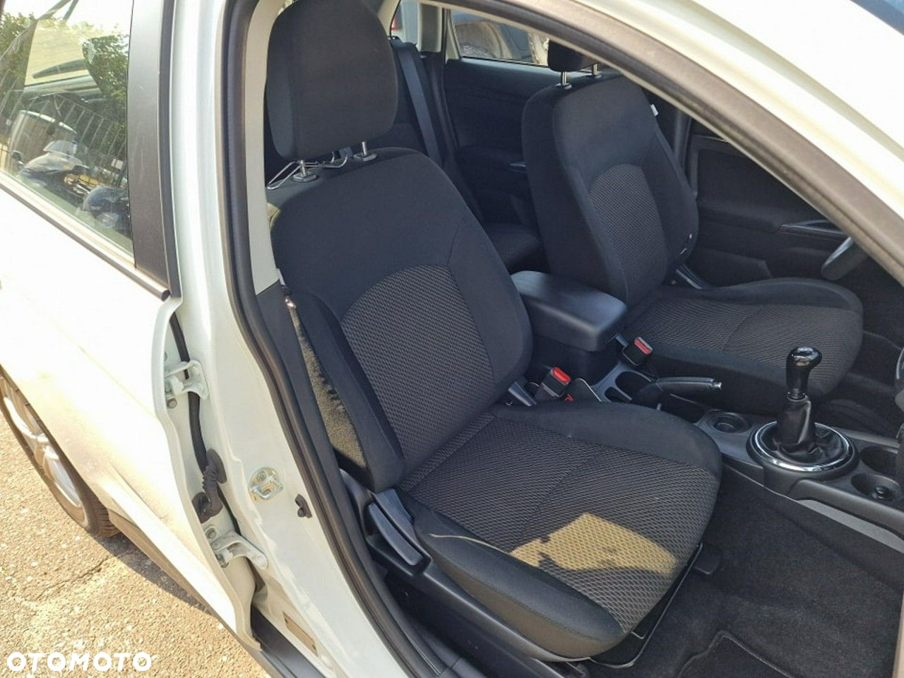 Mitsubishi ASX 1.6 2WD Edition - 17