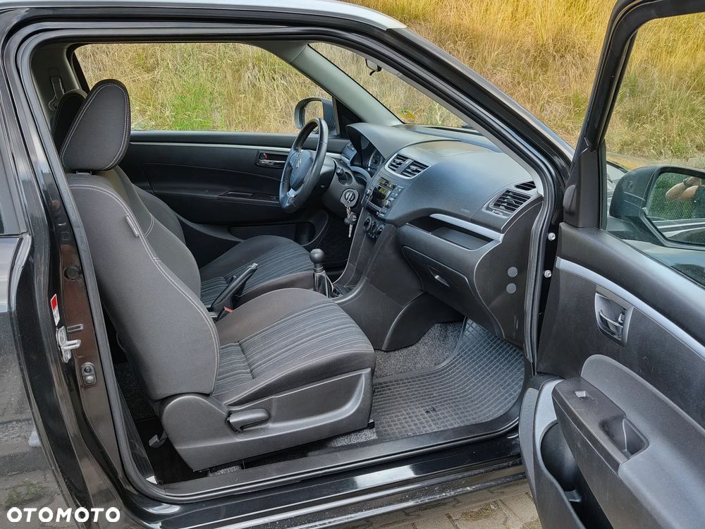 Suzuki Swift 1.2 BlackWhite - 6