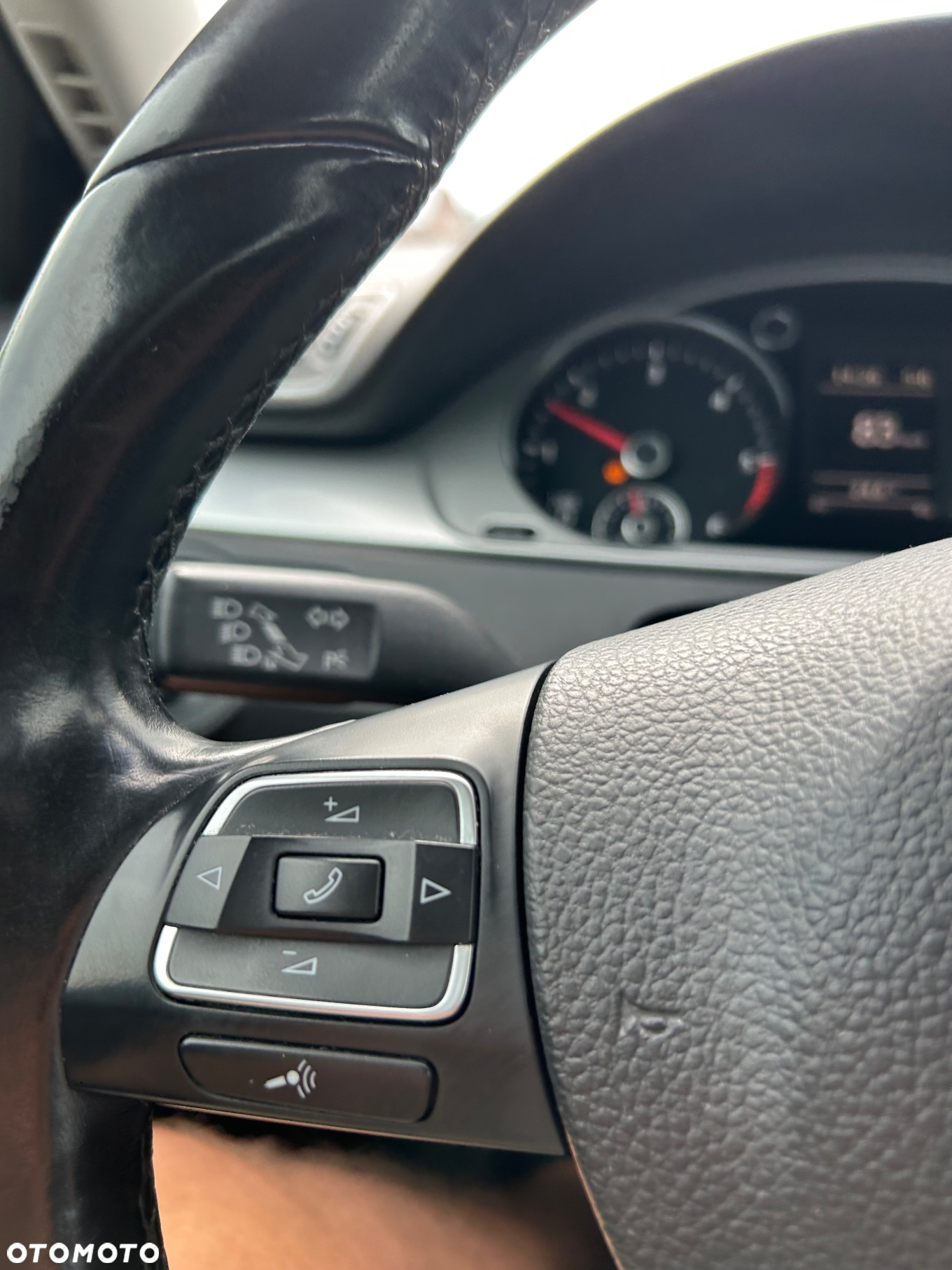 Volkswagen Passat - 18